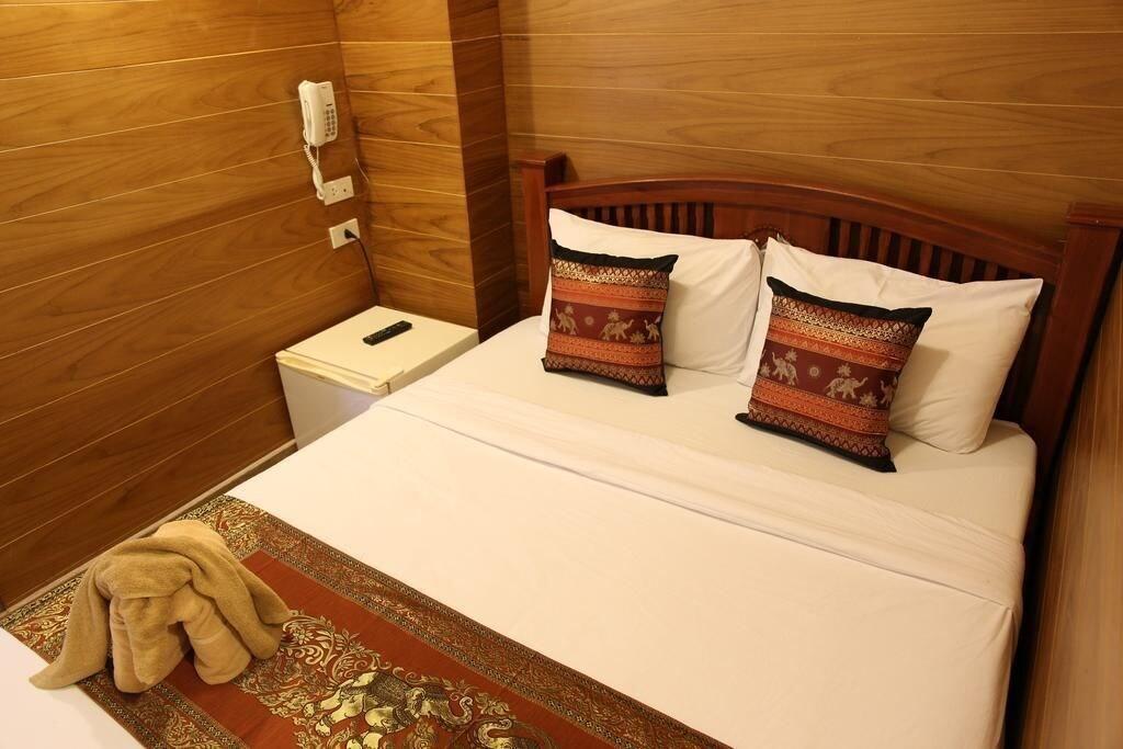 Tanee Place Bangkok Exterior photo